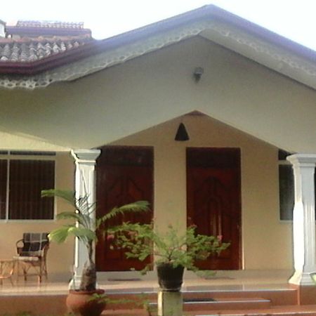 Villa Pala Negombo Esterno foto